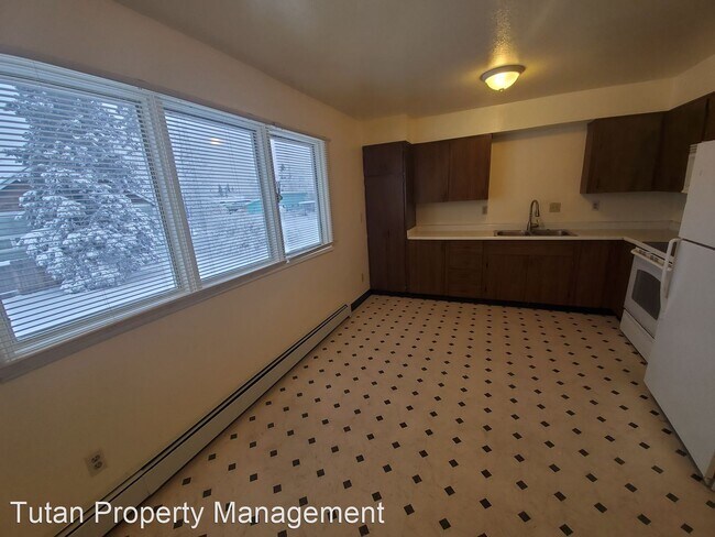 Building Photo - 532 N Bunn St