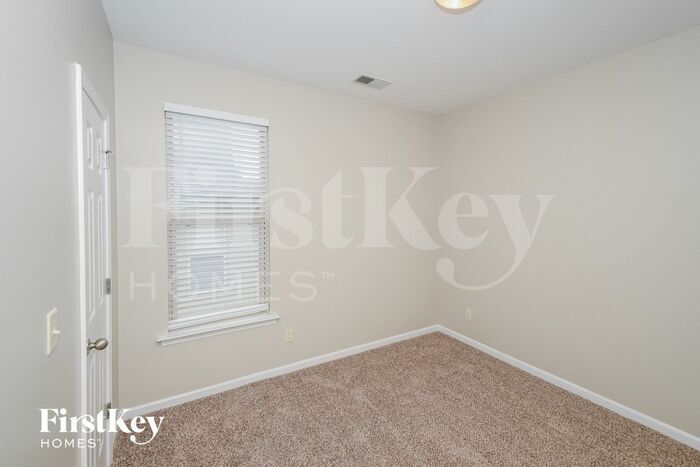 Building Photo - 1254 Easterwood Blvd