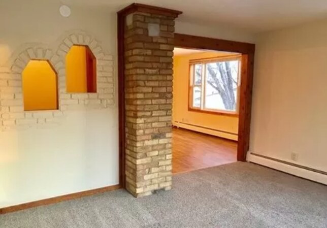 Building Photo - 2911 Grand St NE