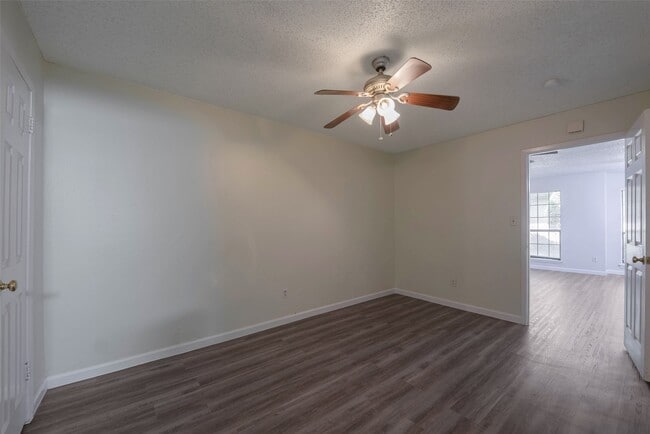 Building Photo - 5151 Richmond Ave.