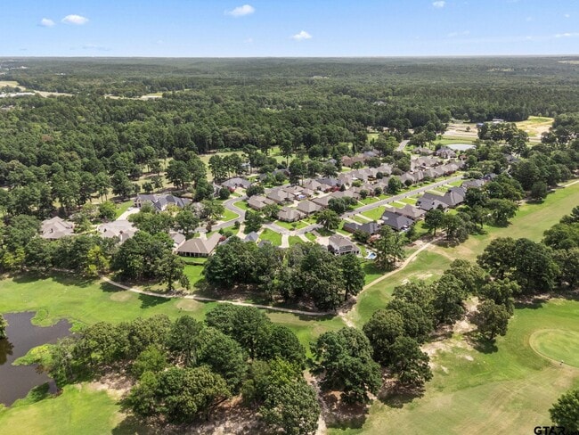 Building Photo - 440 Bunker Dr