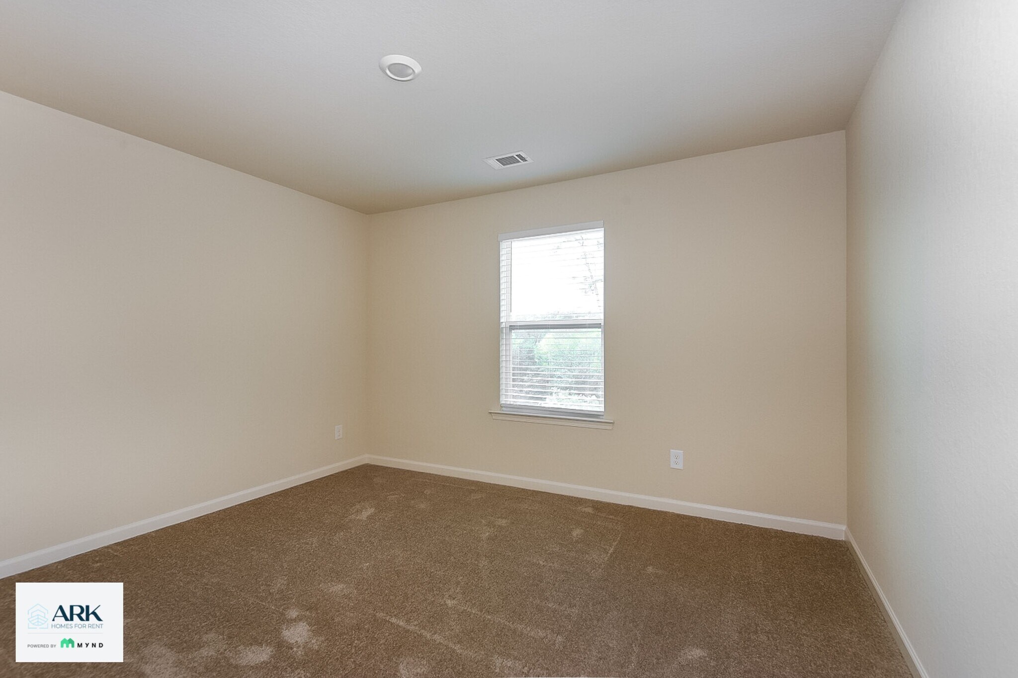 Building Photo - 153 Innis Brk Cir SW