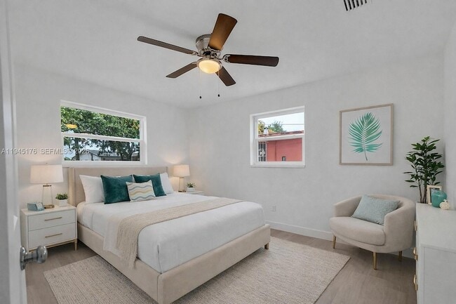 Building Photo - 18505 NW 23rd Ct