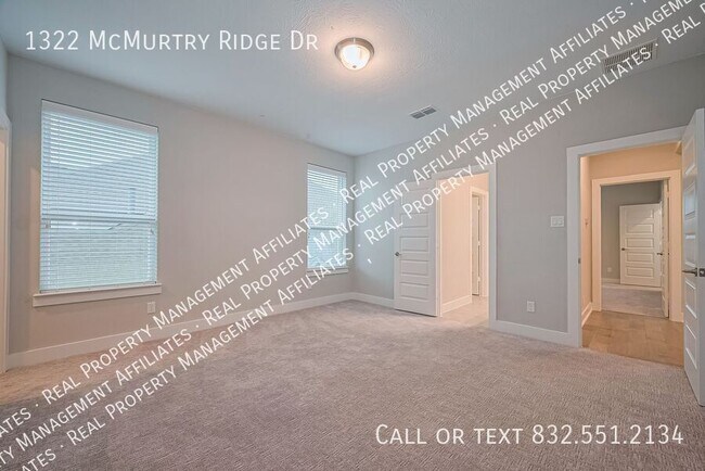 Building Photo - 1322 McMurtry Ridge Dr
