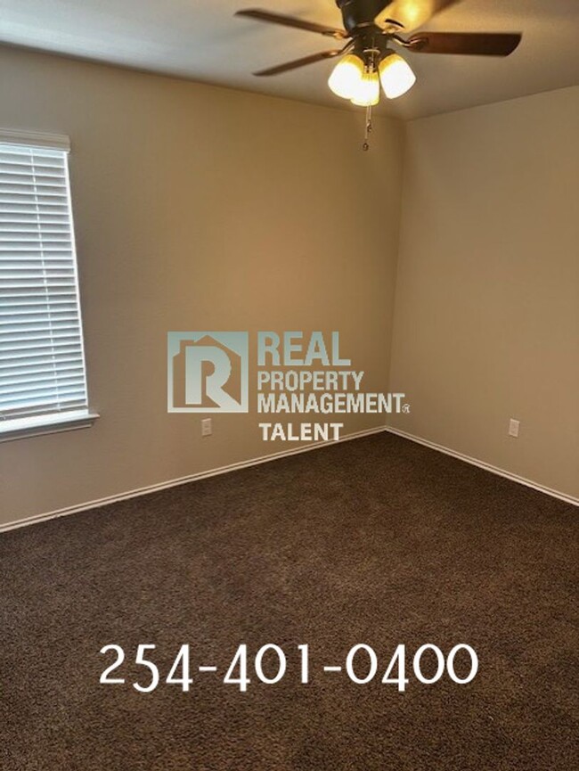 Building Photo - 3-bedroom, 2-bathroom home located in Temple