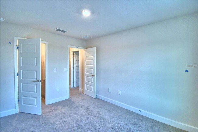 Building Photo - 906 Sofia Ln