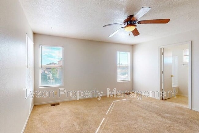 Building Photo - 1934 Tierra De La Luna Dr SW