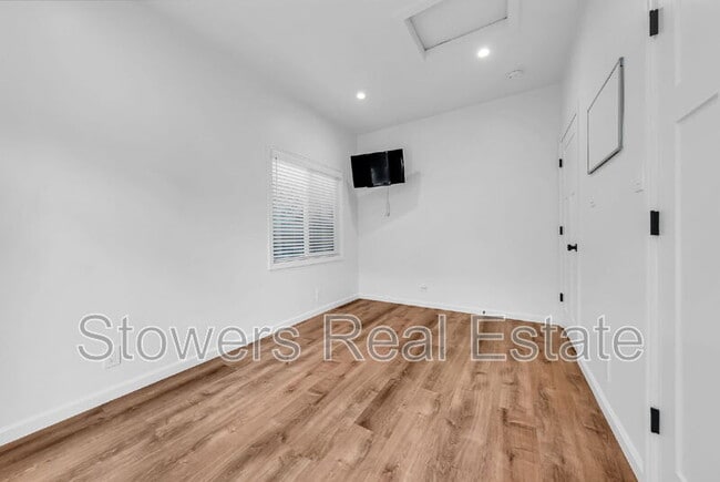 Building Photo - 21747 Orange Ave