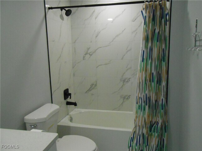 Building Photo - 636 Eisenhower Blvd