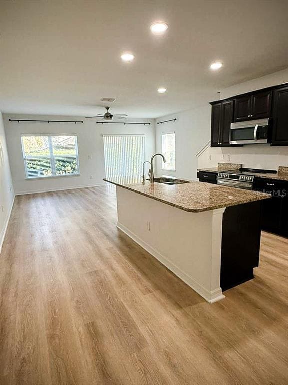 Building Photo - 600 Northern Way