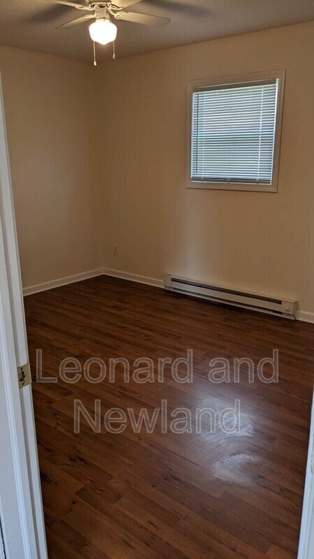 Building Photo - 2401 E Pike