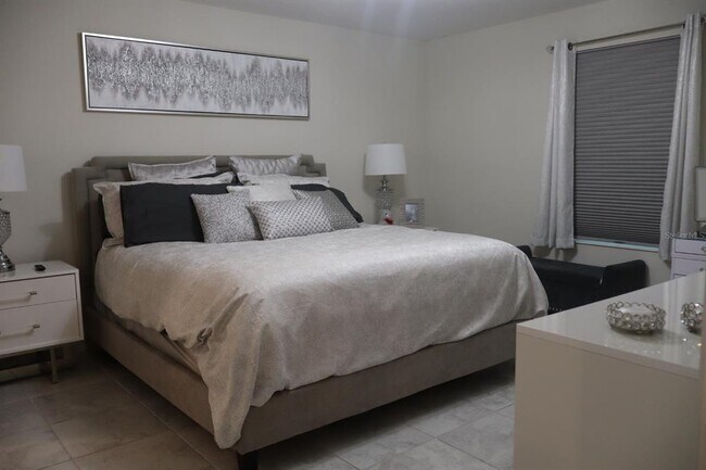 Building Photo - 4501 Bluff Oak Loop