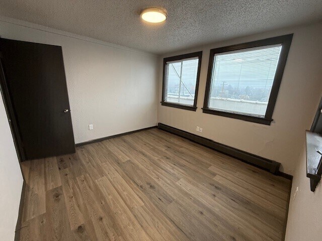 Building Photo - 16 N Broadway St