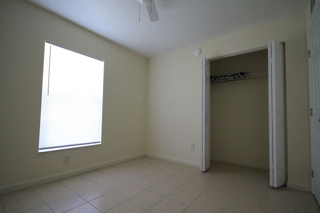 Building Photo - Lovely 3 bd/2 ba home in Summerfield!