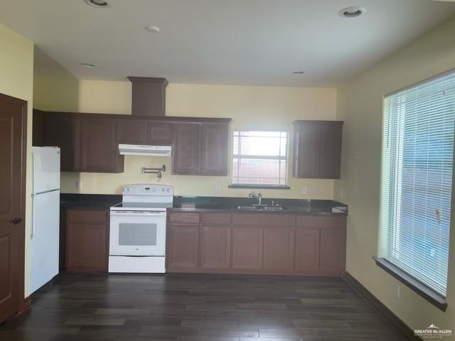 Building Photo - 16 Fig Dr