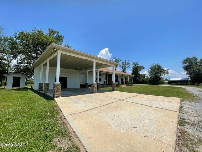 Building Photo - 9137 Eloise Ln