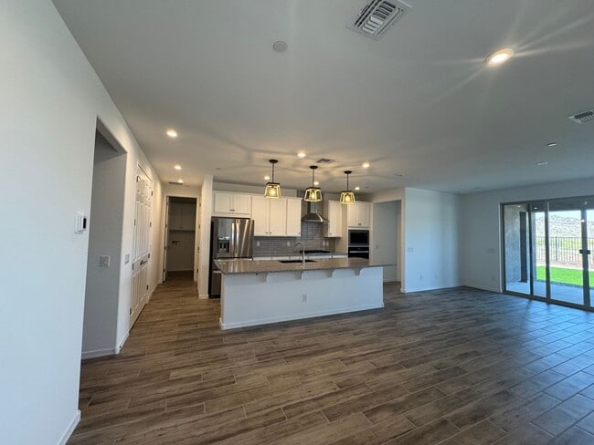 Building Photo - BRAND NEW 4 BEDROOM IN NORTHPOINTE