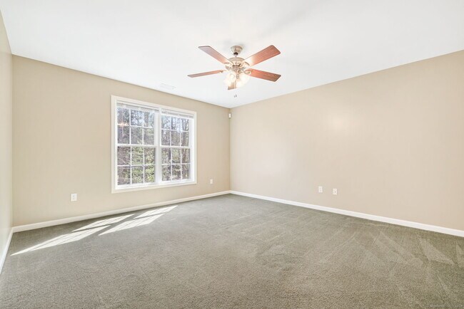 Building Photo - 38 Brighton Park Way