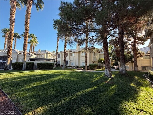 Building Photo - 3320 S Fort Apache Rd
