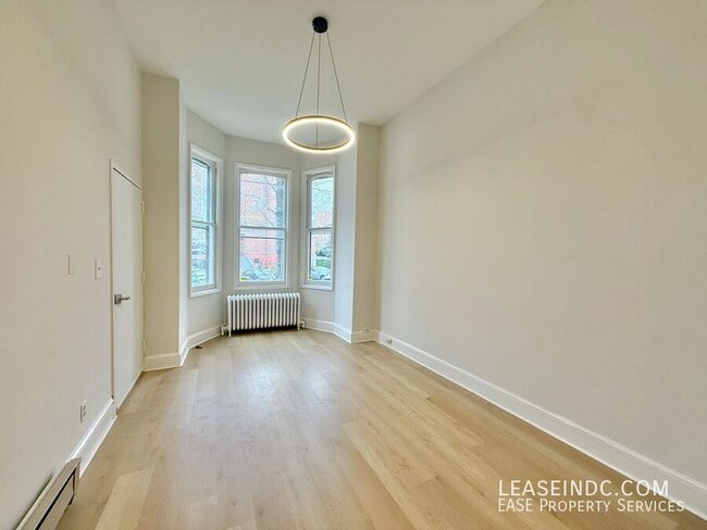 Building Photo - 1507 Vermont Ave NW