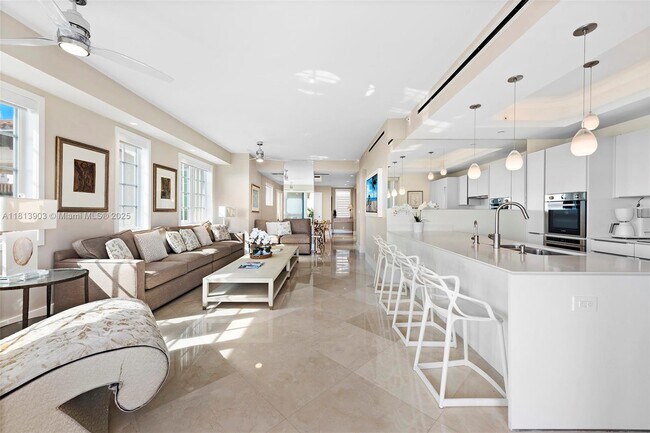 Building Photo - 19253 Fisher Island Dr