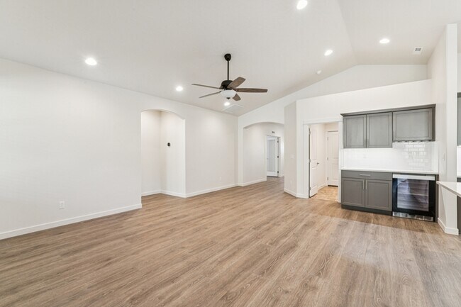 Building Photo - 10646 W Thimbleberry Ct