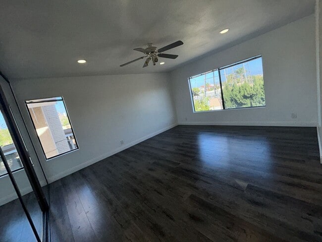 Building Photo - Spacious 4 Bed, 3 Bath for Rent - Westminster