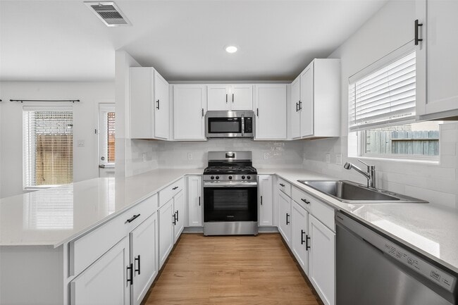 Building Photo - 3039 Ash Ray Dr