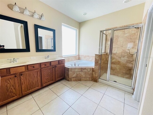 Building Photo - 13645 Riggs Way