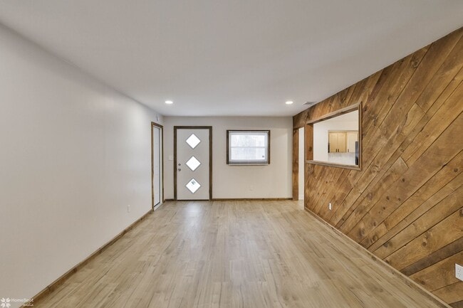 Building Photo - Charming Newly Renovated Ranch-Style Home for Rent in the Desirable East Penn School District