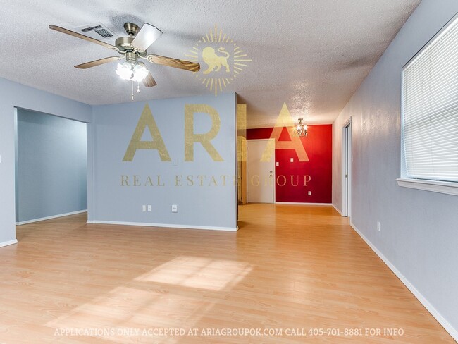 Building Photo - *NOW PRELEASING FOR AUGUST 2025* 4 Bed/2 B...