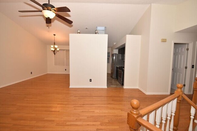 Building Photo - Cross Creek 4 bedroom home