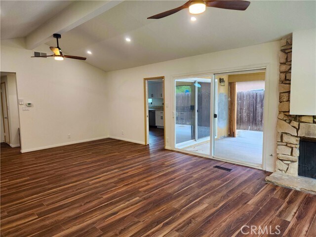 Building Photo - 2523 Deerpark Dr