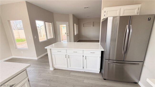 Building Photo - 612 Coolidge Ave