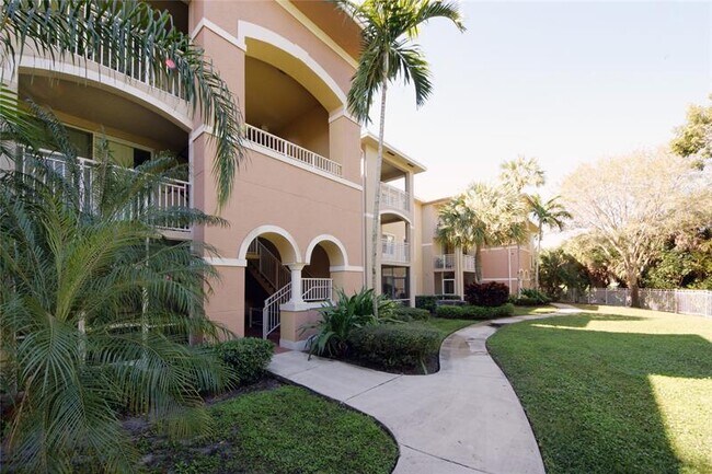 Building Photo - 6533 Emerald Dunes Dr