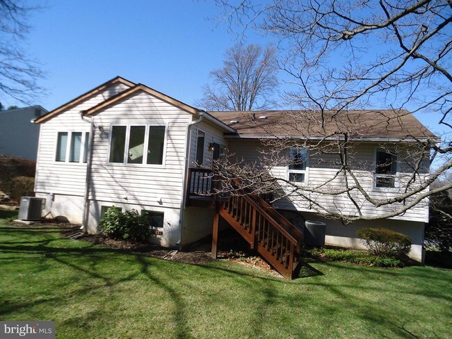 Building Photo - 8727 Litwalton Ct