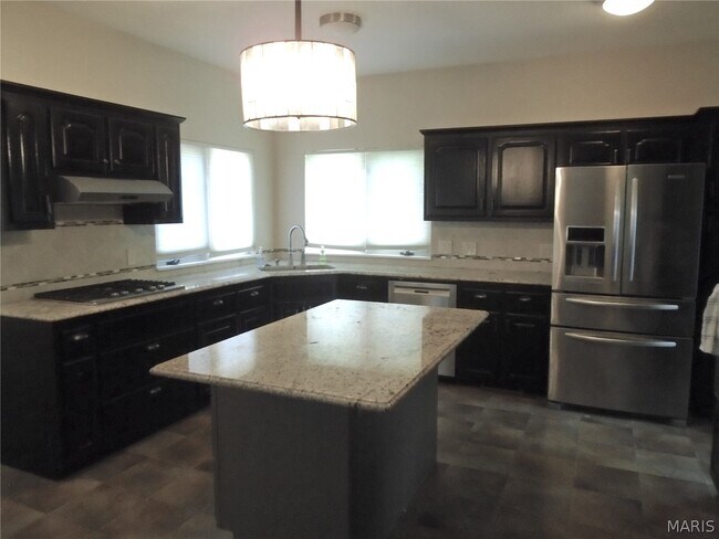 Building Photo - 1109 Peachtree Ct