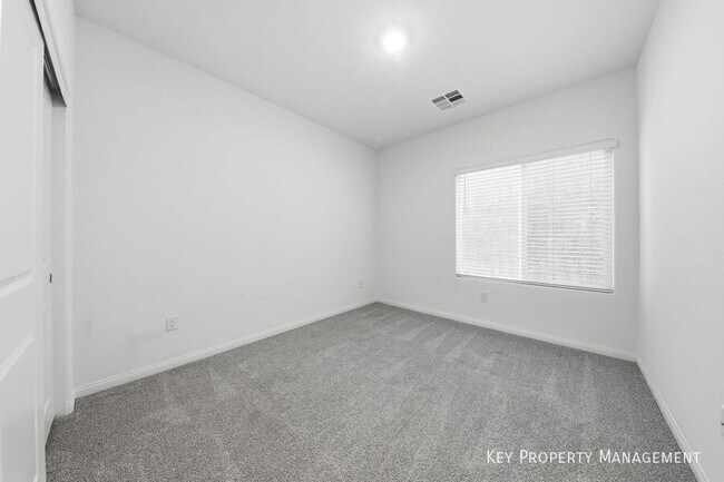 Building Photo - 4440 Bayley Skye Ave