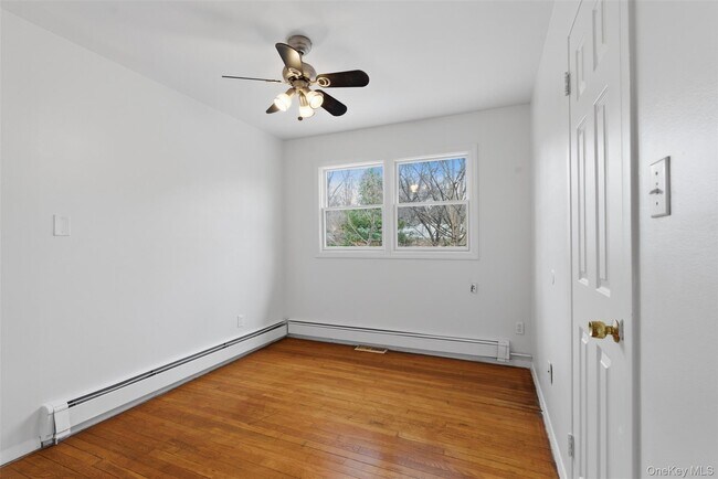 Building Photo - 25 Woodland Terrace Ct