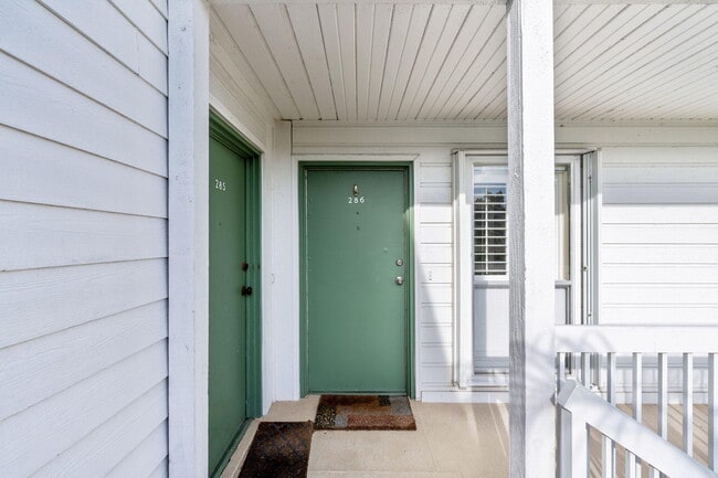 Building Photo - 286 Cypress Point Dr