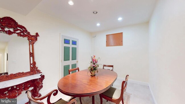 Building Photo - 9710 Middleton Ridge Rd