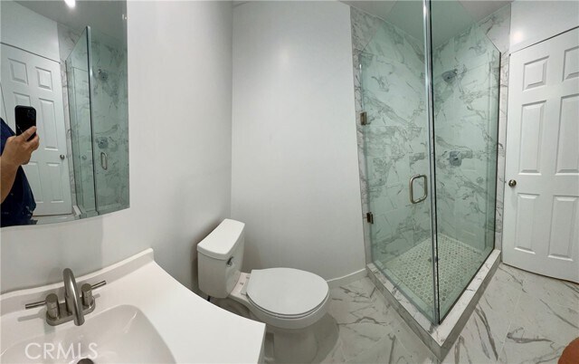 Building Photo - 18654 Runnymede St