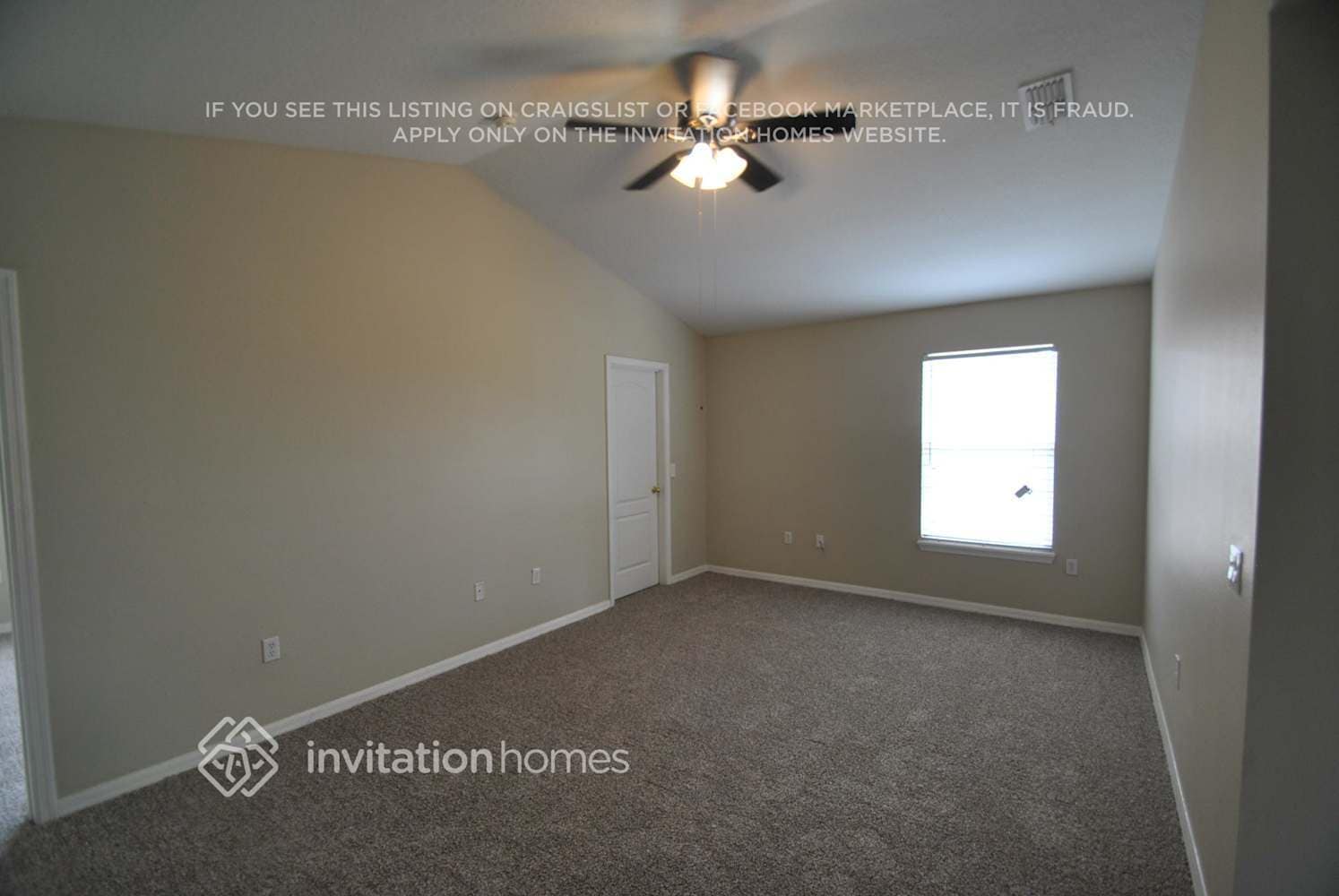 Building Photo - 3144 Dasha Palm Dr