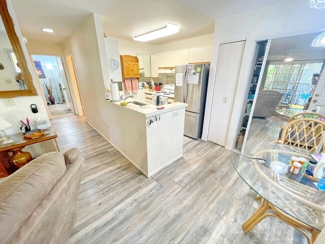 Building Photo - Charming 1BR, 1.5BA Ground Floor Condo – Mostly Furnished & Move-In Ready! Seasonal Rental Availa...