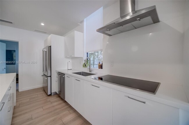 Building Photo - 8660 Arboretum Ln