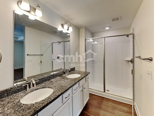 Building Photo - 8649 Highfield Ave