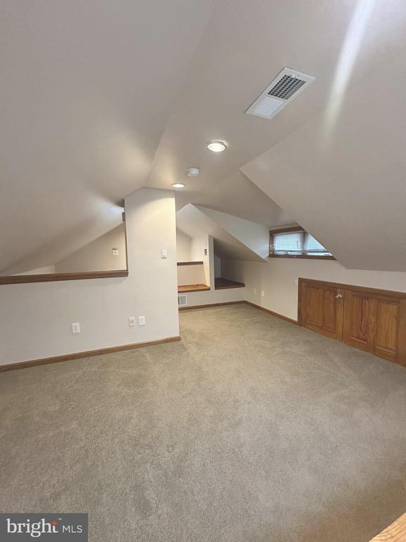 Building Photo - 700 Schiller Ave