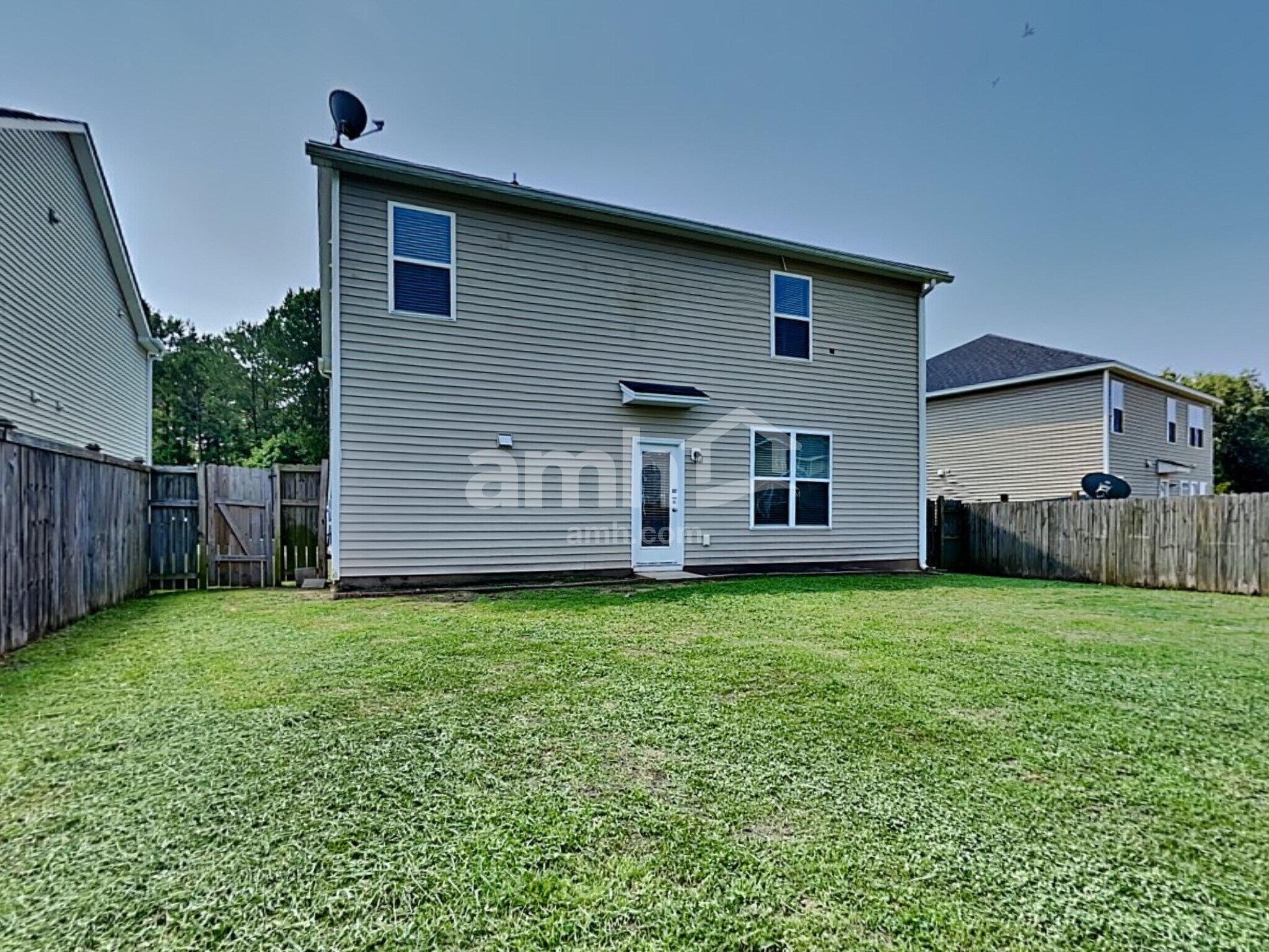 Building Photo - 1705 Diving Duck Ln
