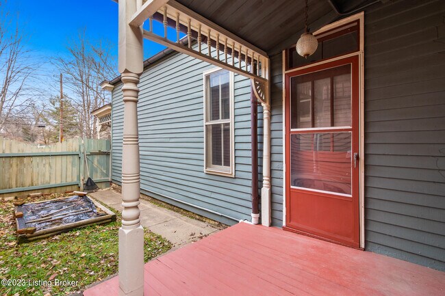 Building Photo - 2118 Longest Ave