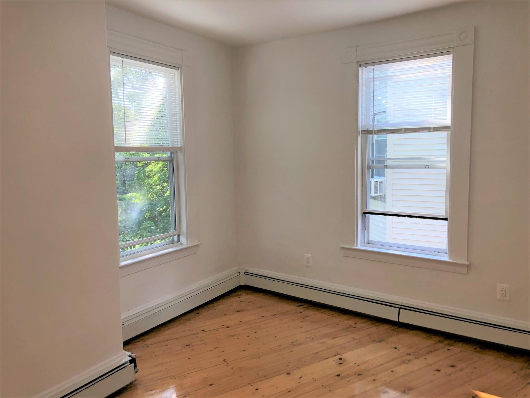 Building Photo - 56 Portsmouth St